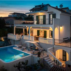 4 Bedroom Villa with Pool near Milna, Brac Island Sleeps 8 
